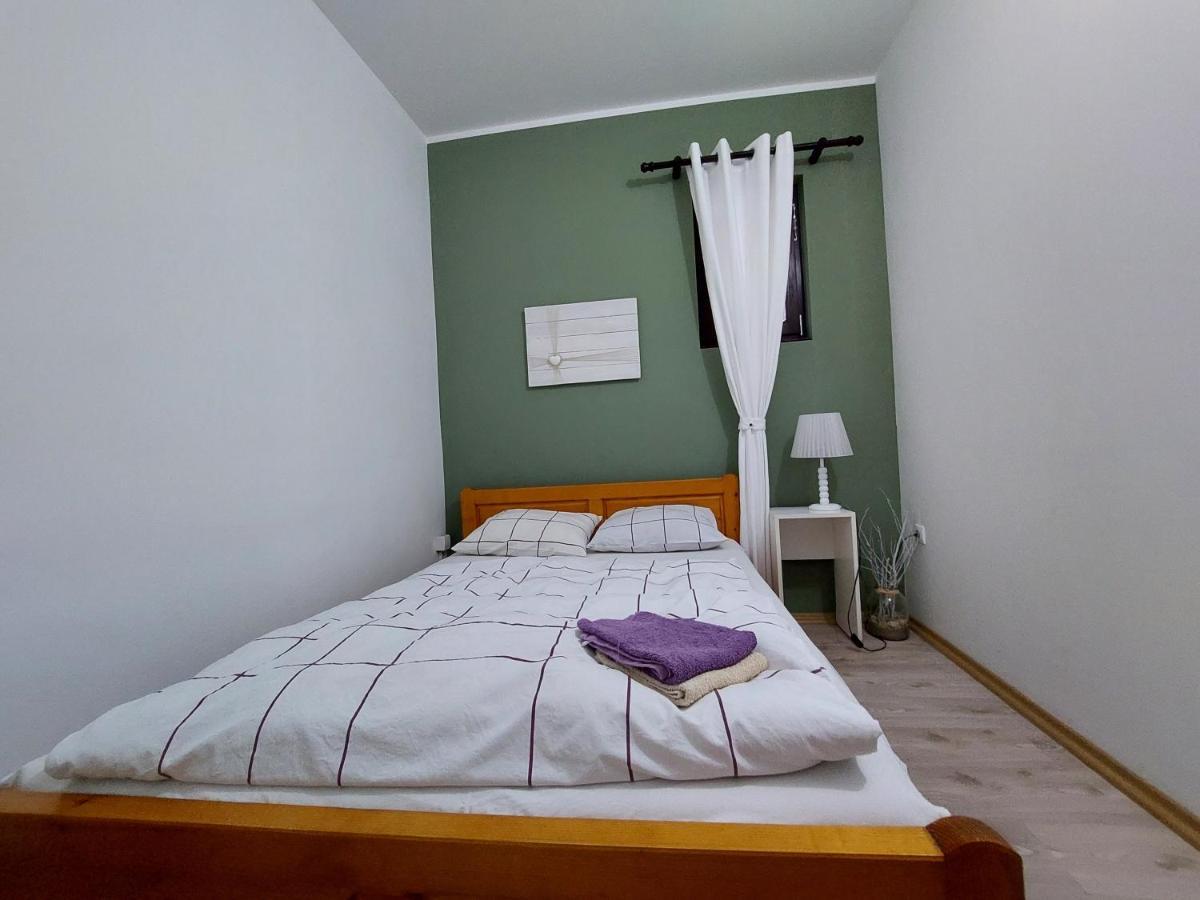 Hostelche Guest House Smederevo Exteriör bild
