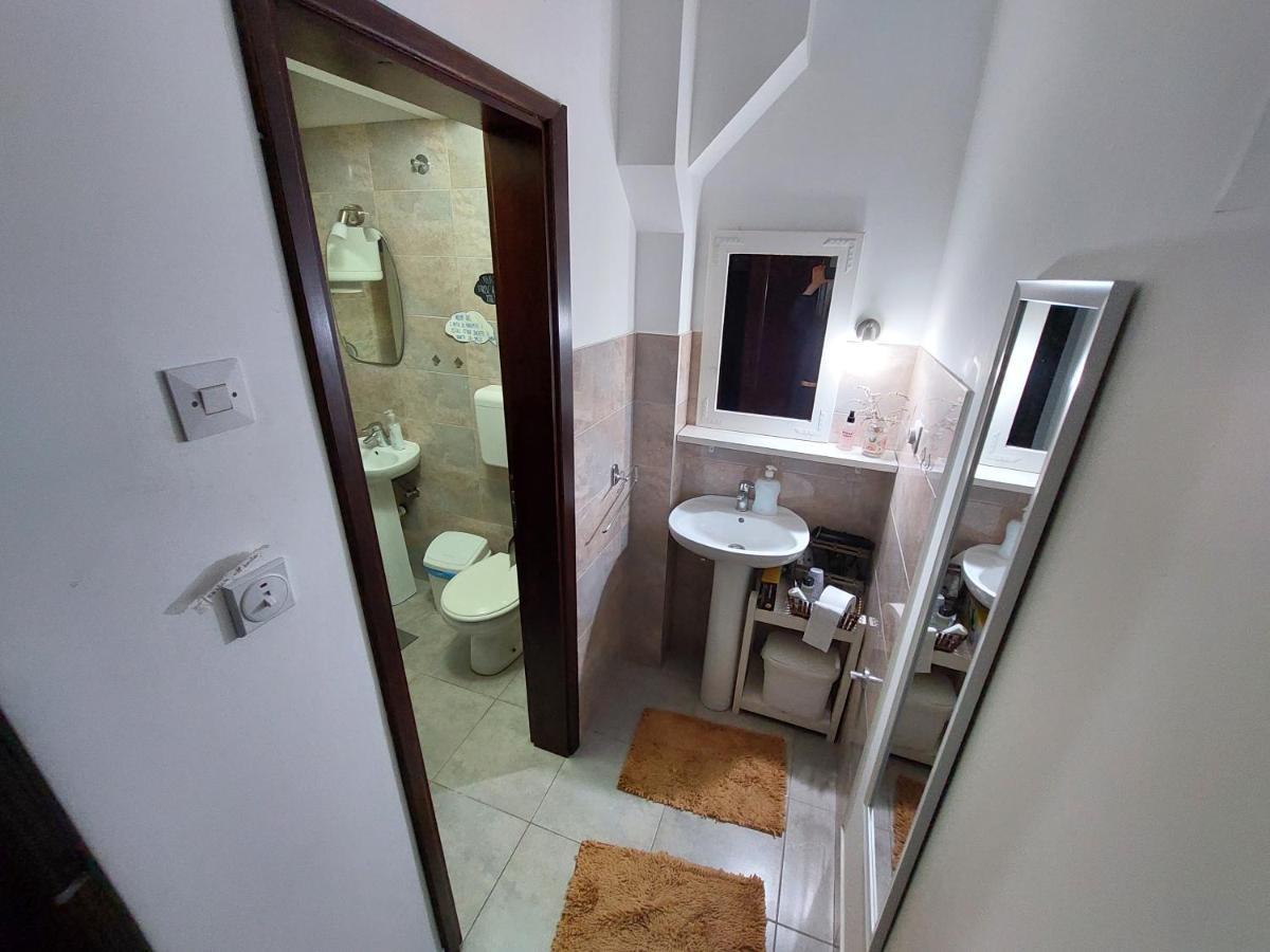 Hostelche Guest House Smederevo Exteriör bild