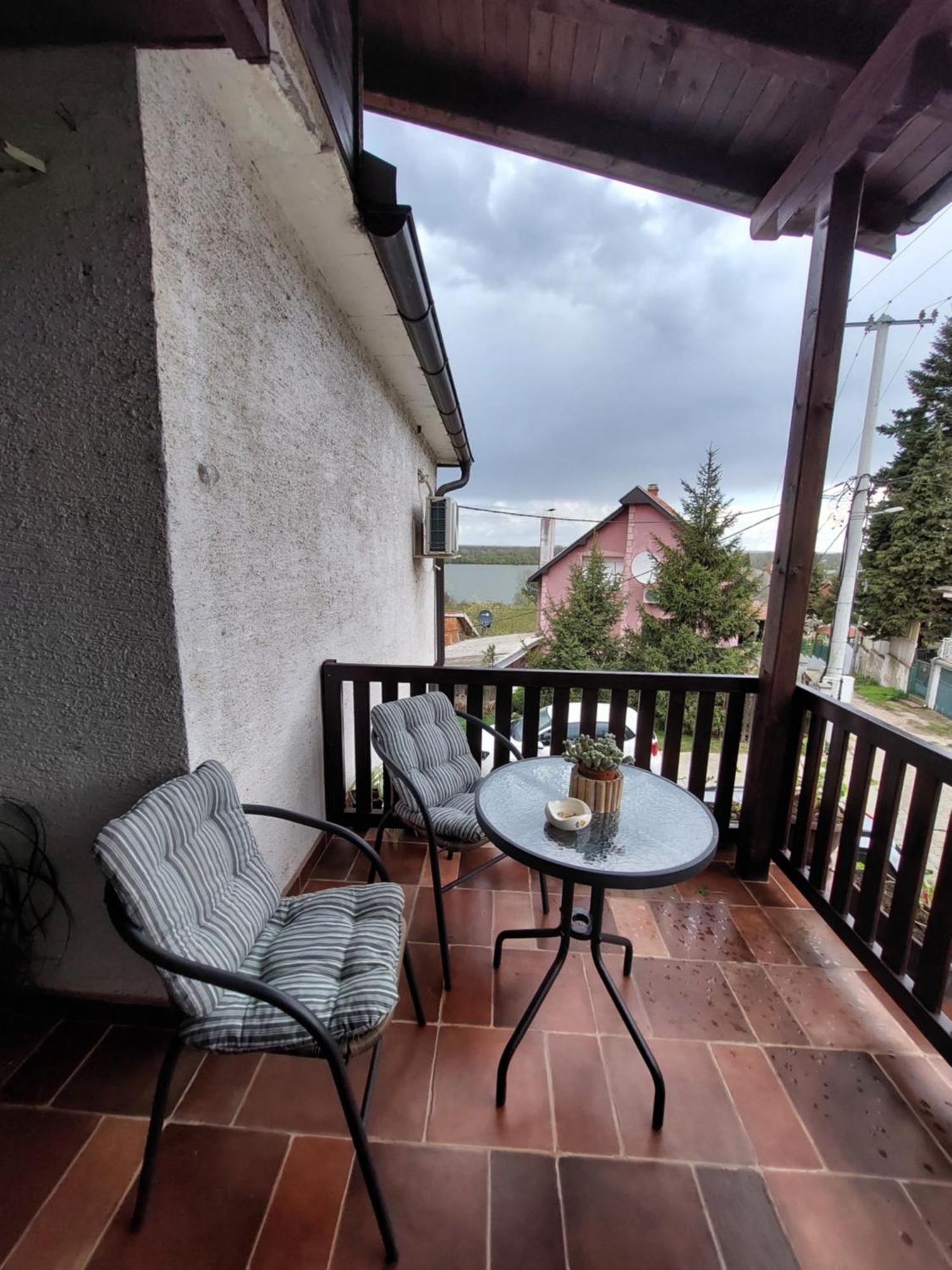 Hostelche Guest House Smederevo Rum bild